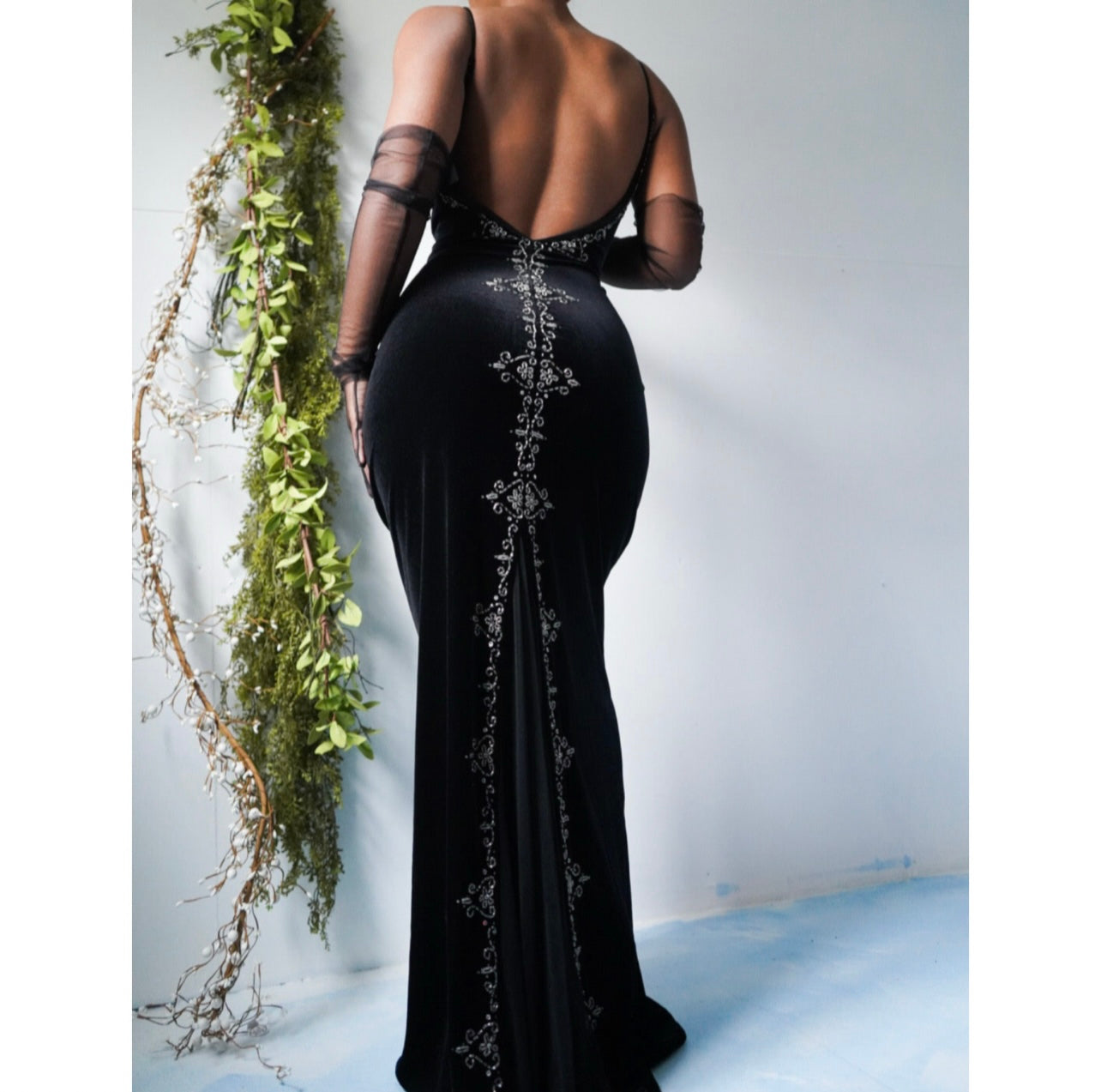 Vintage Inspired Black Velvet Beaded Detail Gown xs-1 Vintage Inspired Black Velvet Beaded Detail Gown xs-1