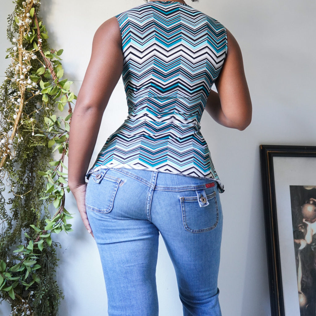 Chevron Staple Top