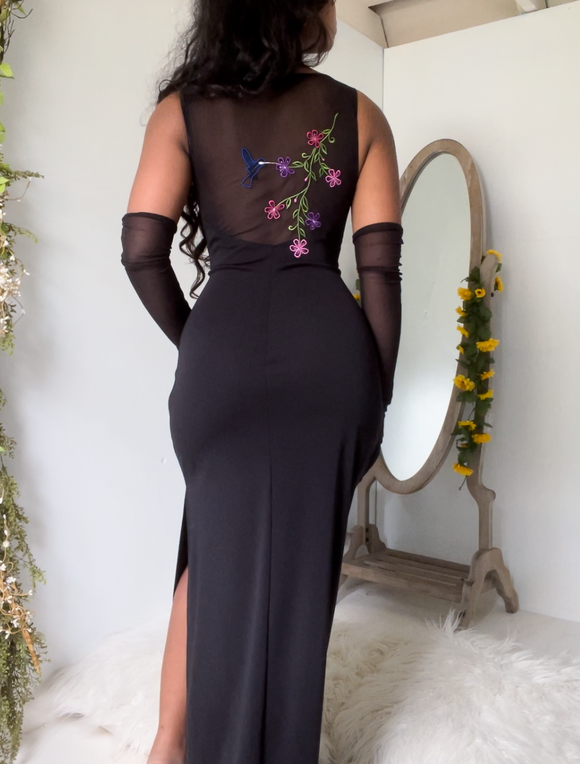 Vintage 90’s Embroidered Back Detail Gown (M)