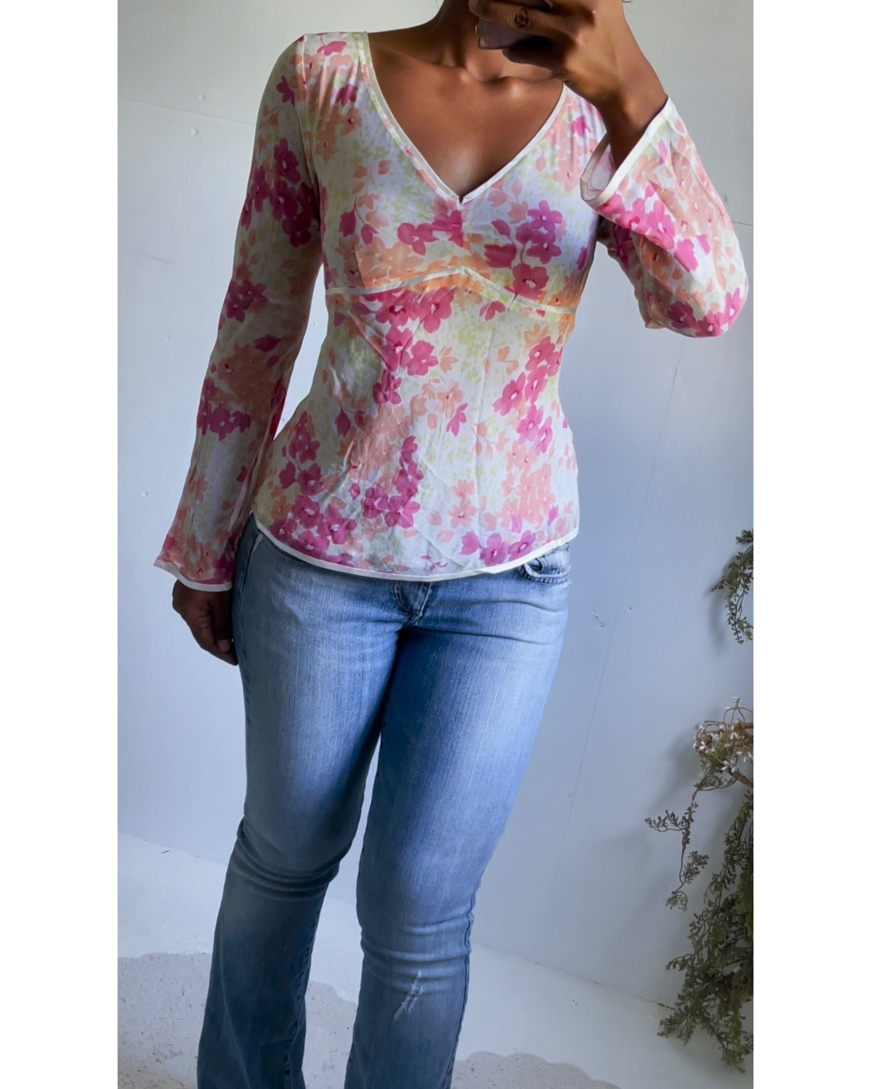 Vintage Y2K Ivory and Pink Floral Silk Long Sleeve Top