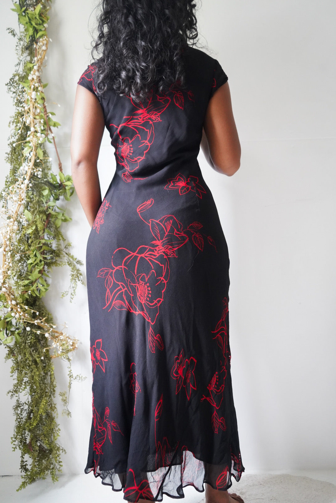 Vintage Y2K Black and Red Floral Maxi Dress