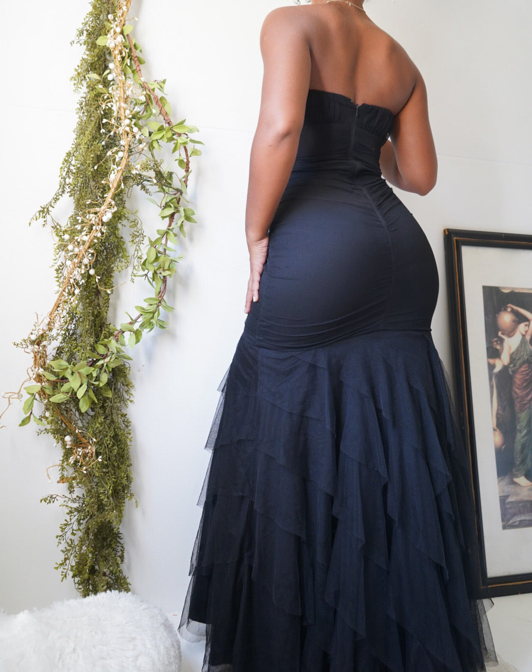 Vintage Ruched Mermaid Black Strapless Gown
