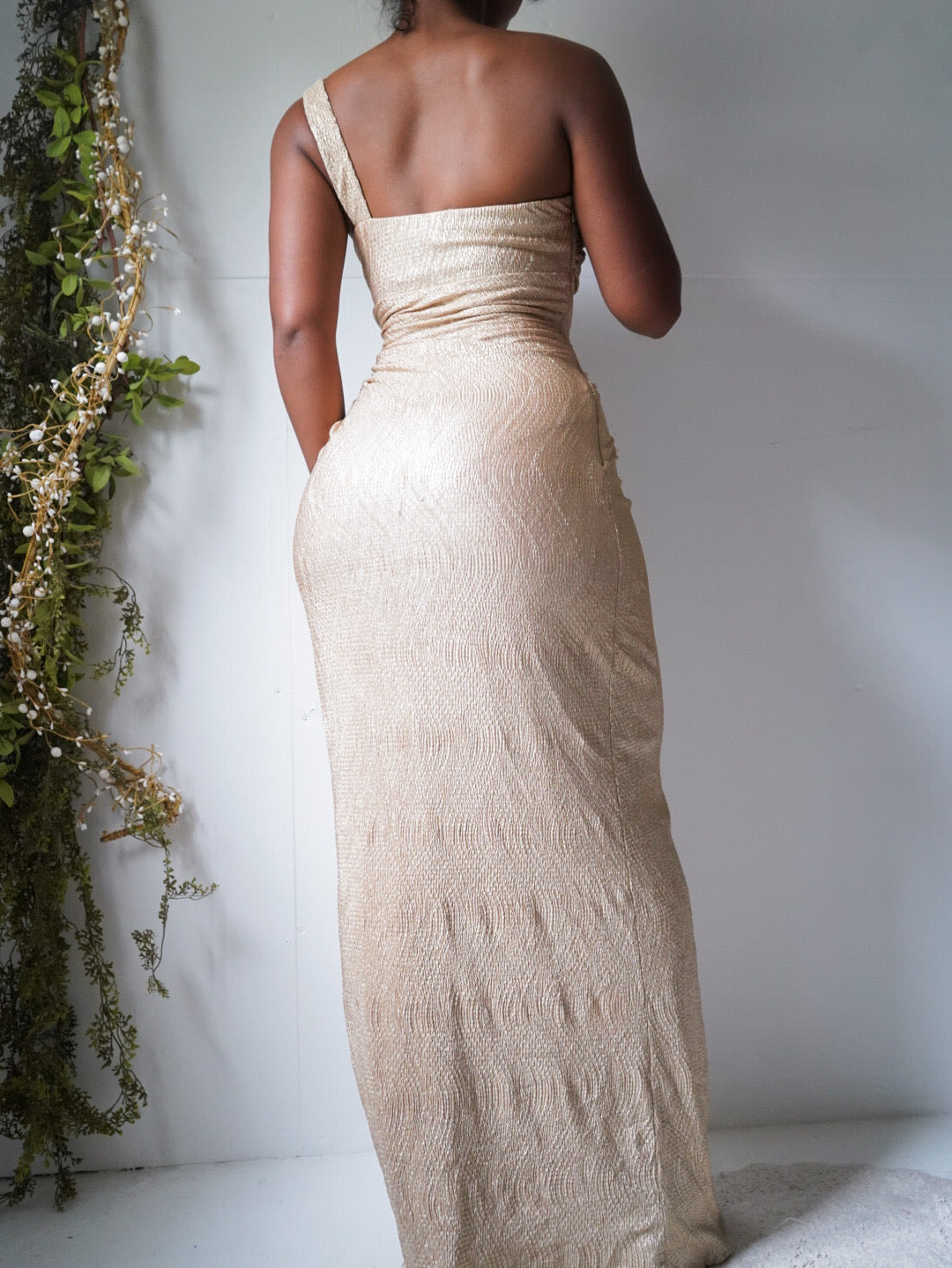 Vintage Y2K Metallic Gold One Shoulder Gown