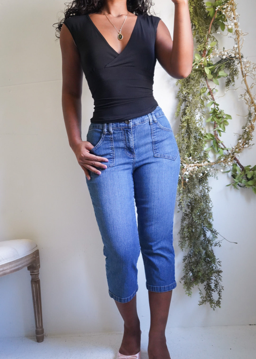 Y2K Mid Rise Stretch Capri Pants