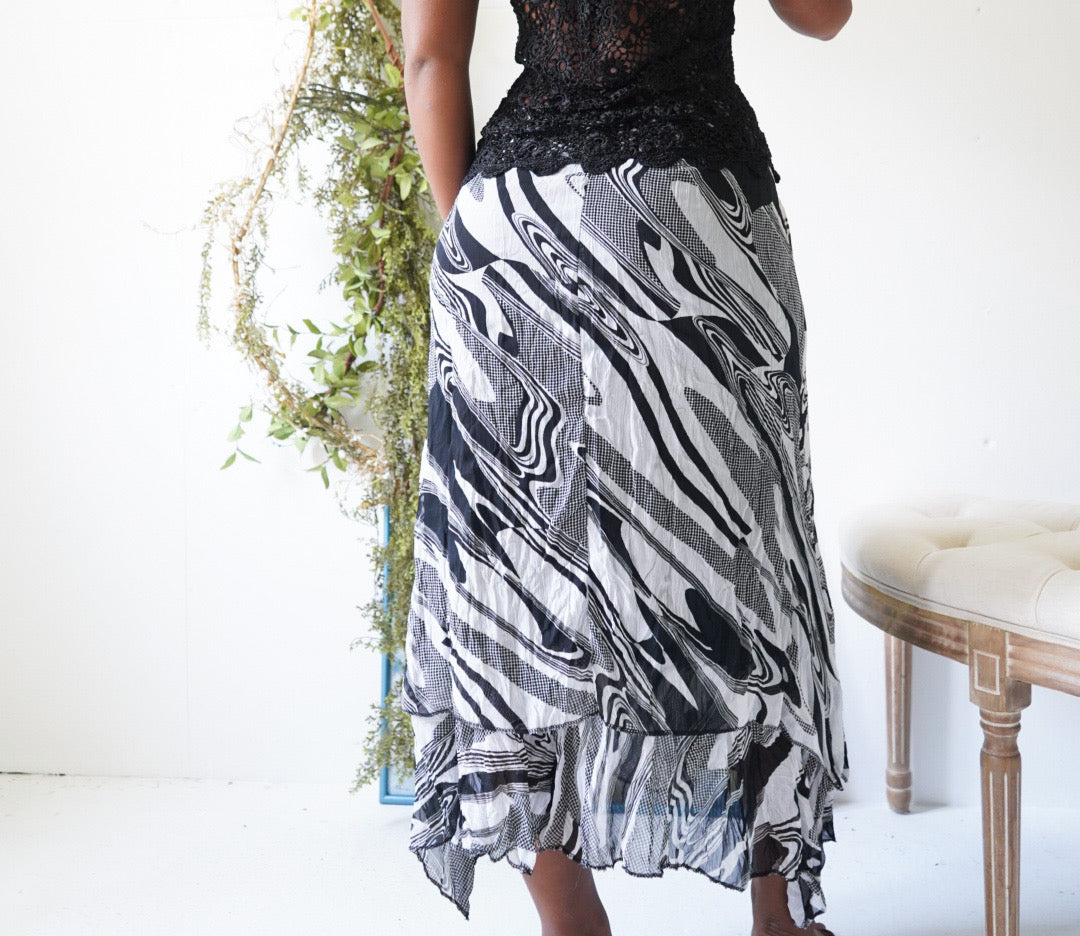 Y2K Monochrome Abstract Crinkle Skirt