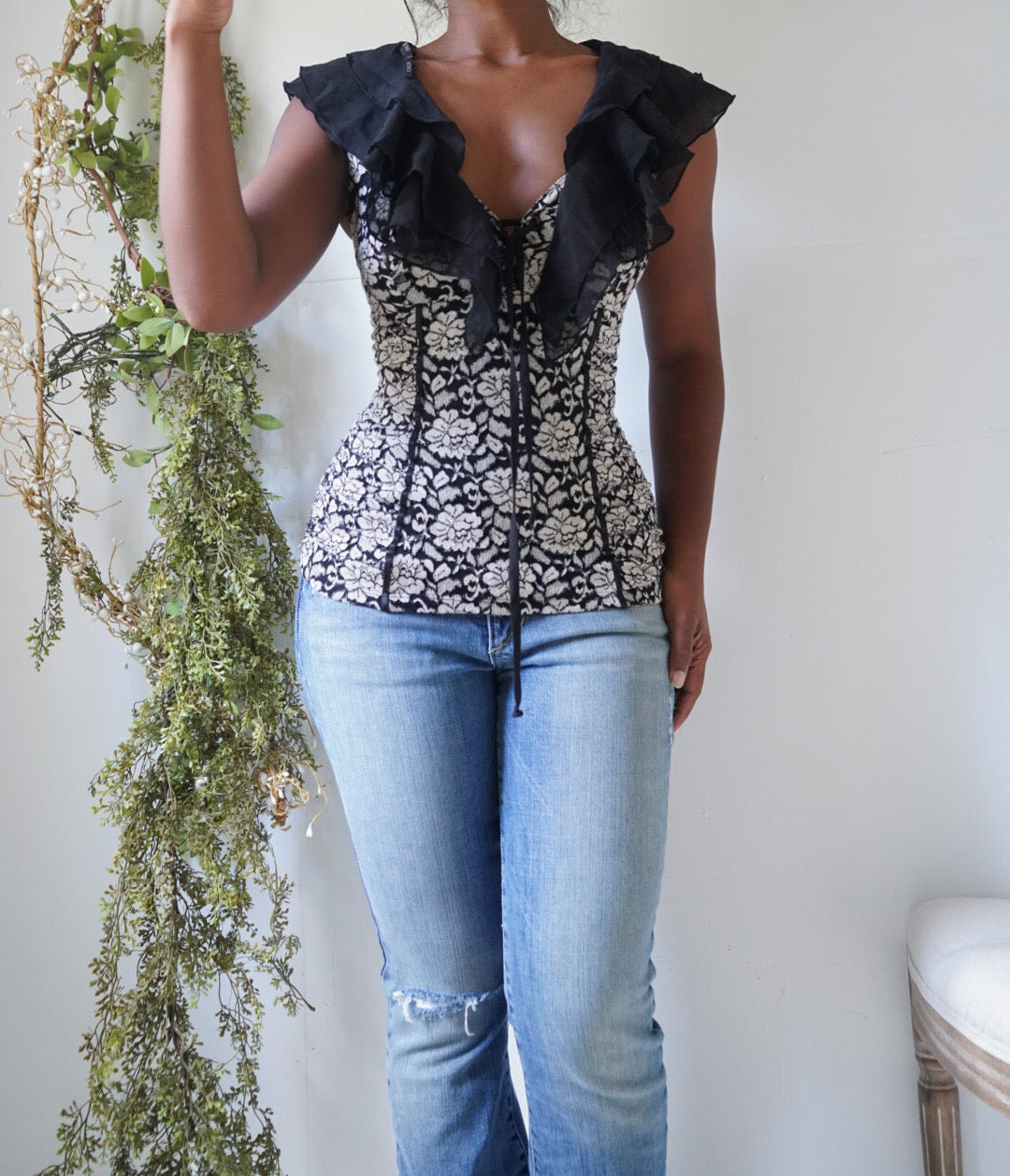 Y2K Ruffle Collar Lace Bustier Style Top