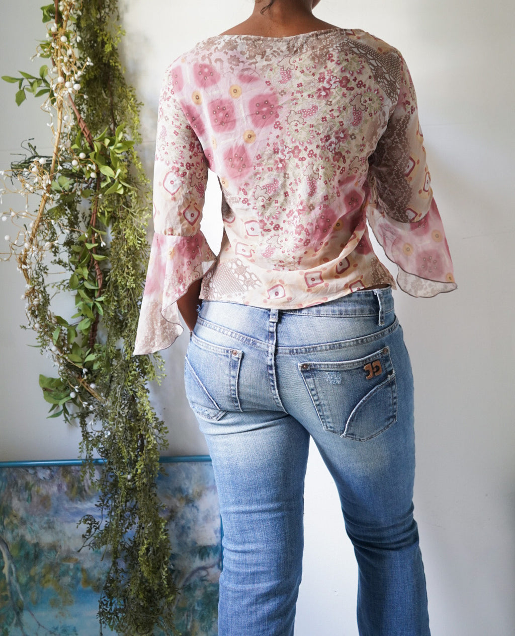 Y2K Cream and Pink Paisley Ruffle Sleeve Top
