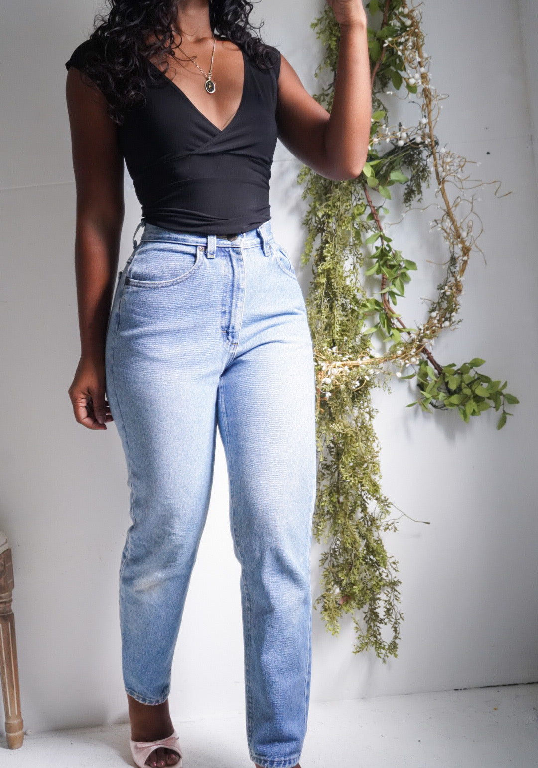 90’s Light Wash Tapered Lee Rider Jeans (27)