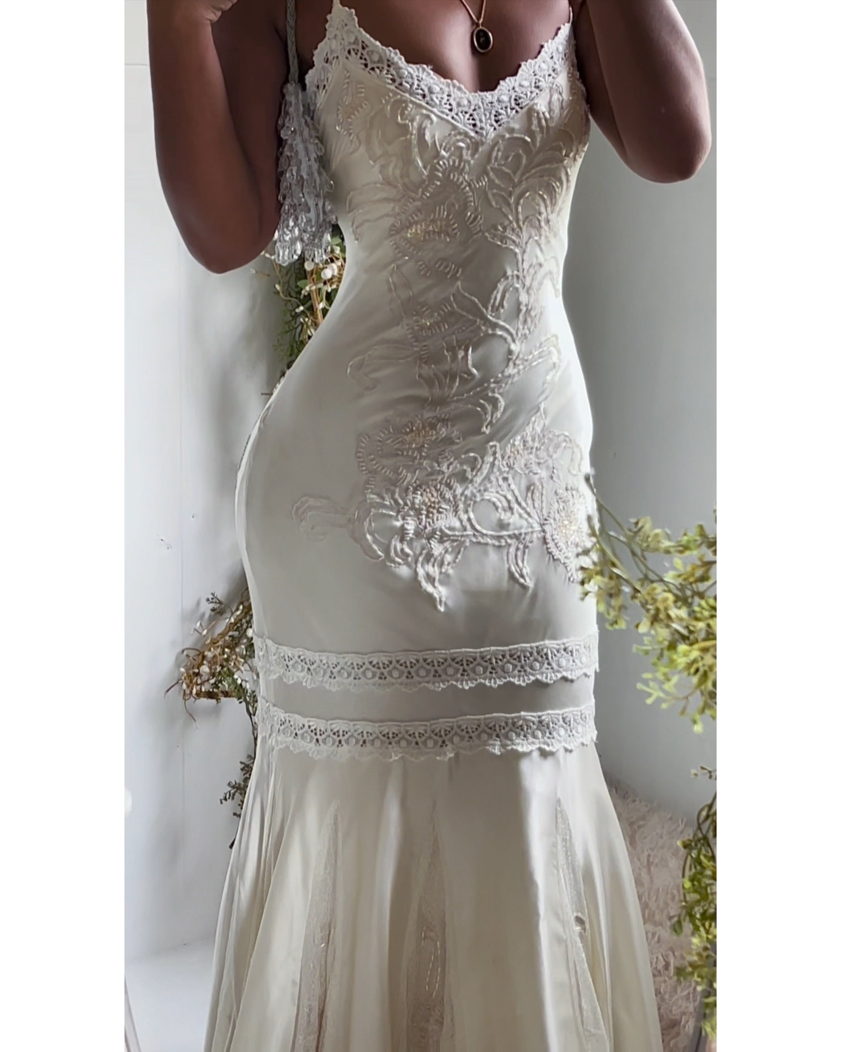 Rare Vintage Sue Wong Ivory Beaded Silk Gown