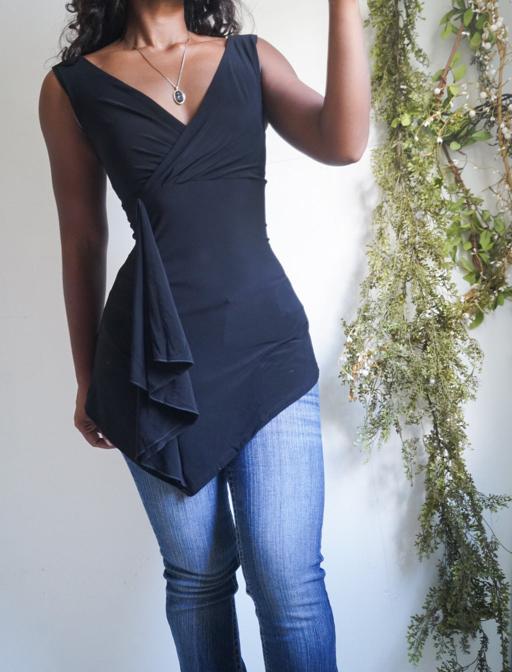 Y2K Black Elevated Basic Asymmetric Hem Top