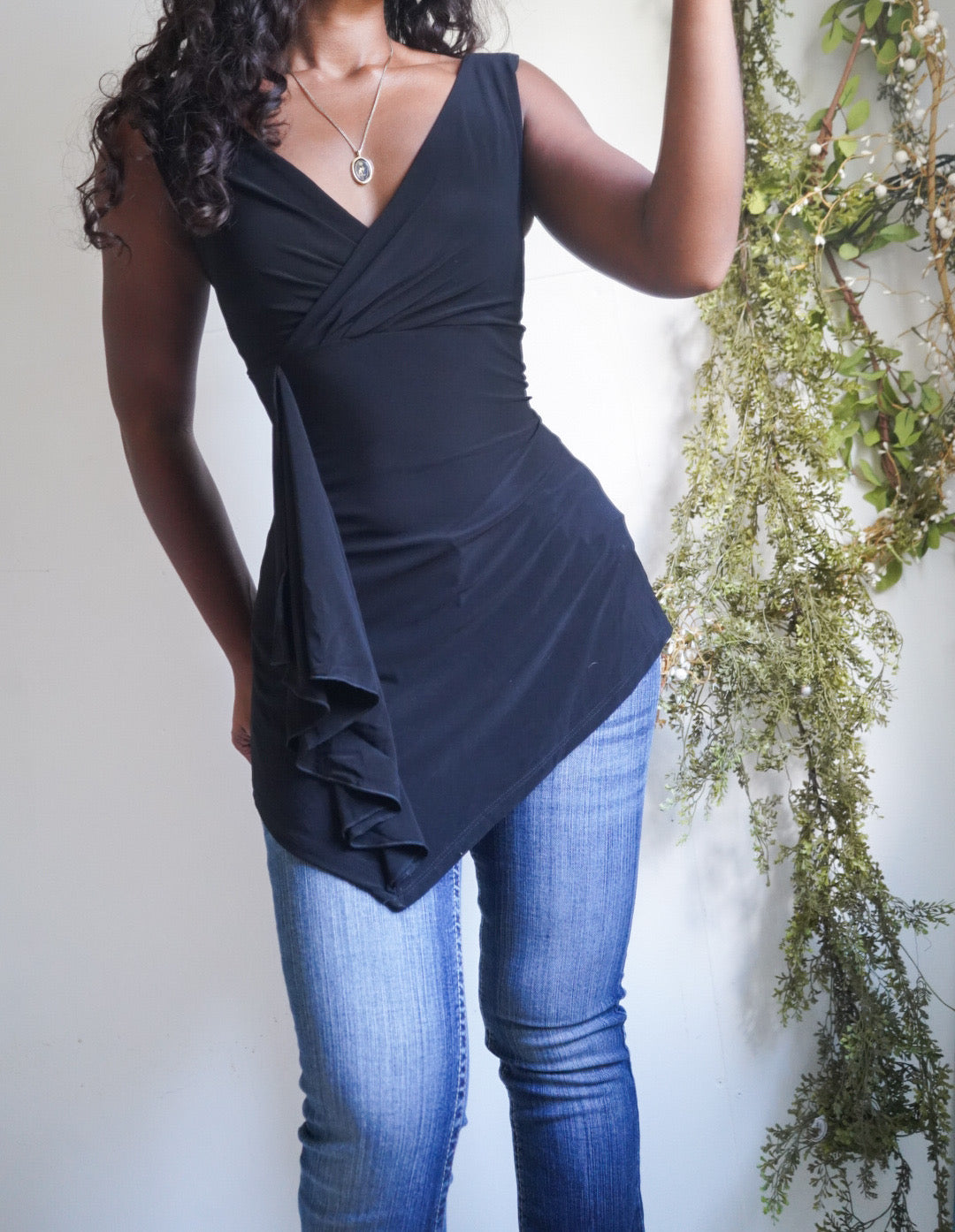 Y2K Black Elevated Basic Asymmetric Hem Top