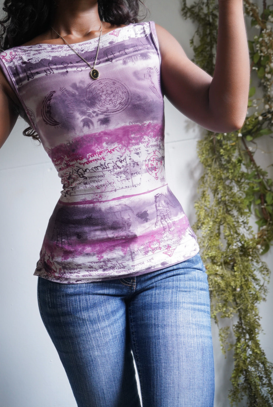 Rare Y2K Da Vinci Print Boatneck Tank