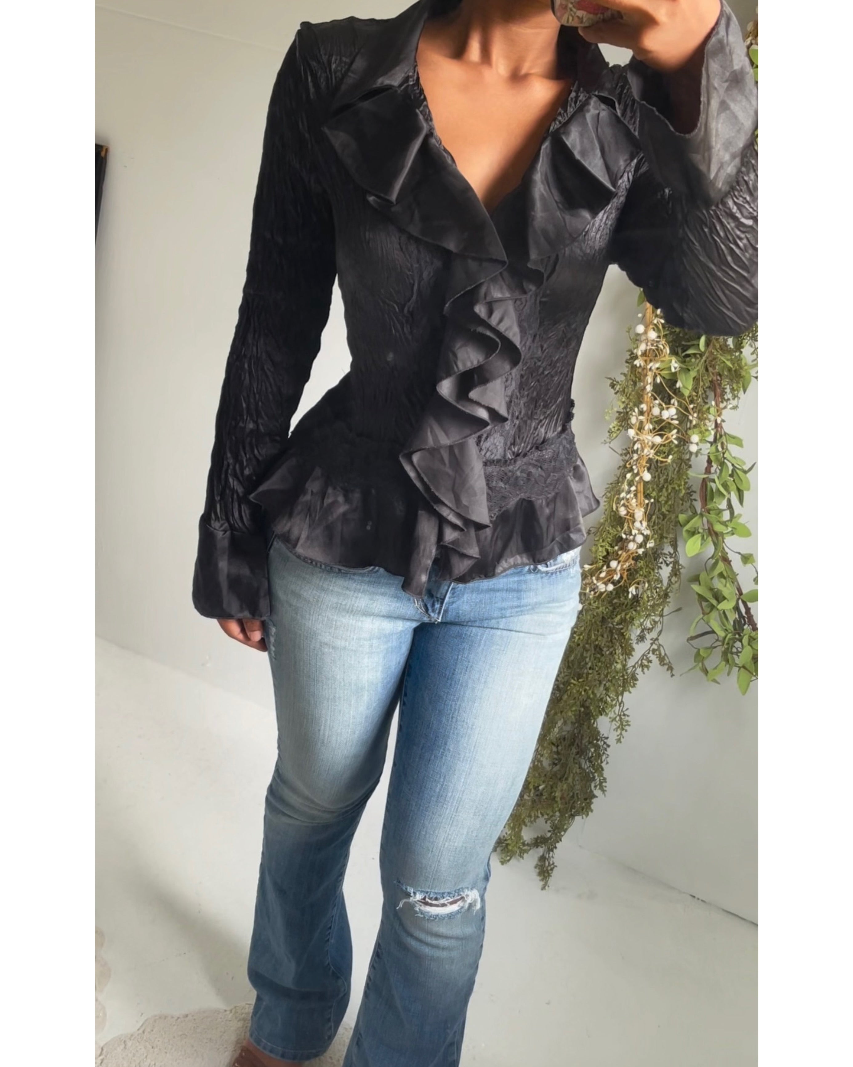 Vintage Crinkle Ruffle Detail Top