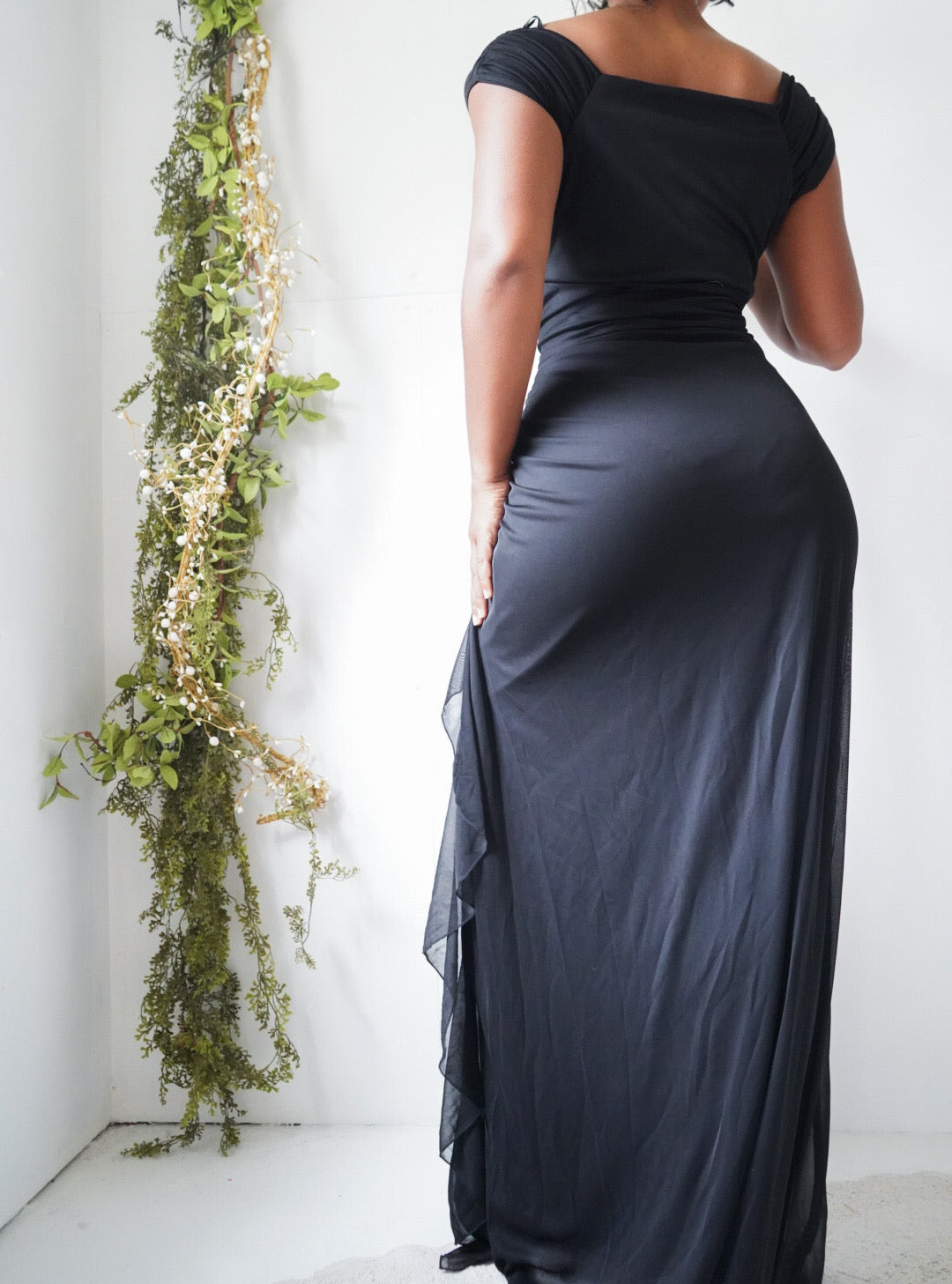 Vintage Y2K Black Milkmaid Bust Ruffle Detail Gown