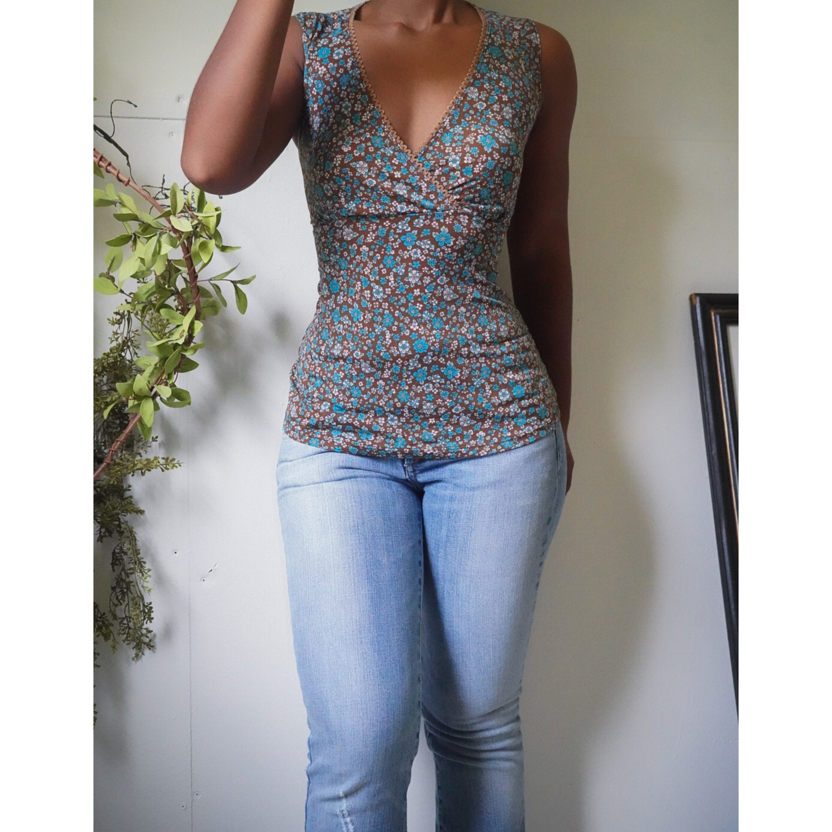 Tiny Floral Crossover Top