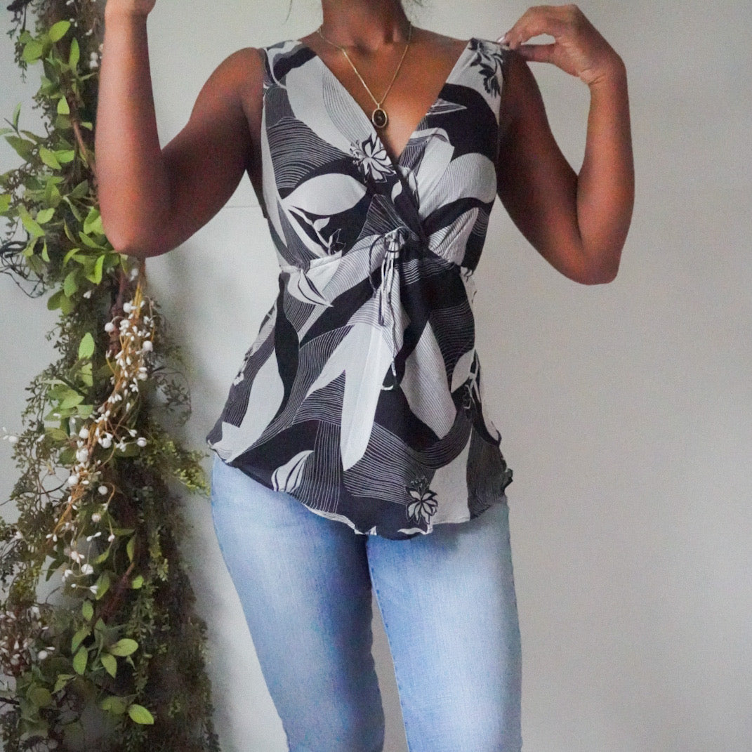 monochrome-silk-top-image