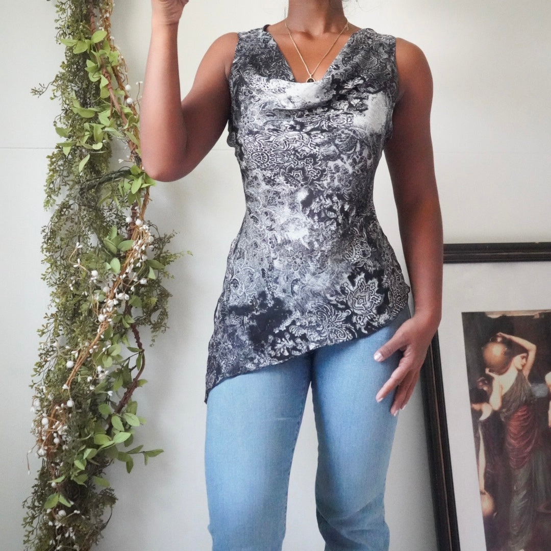 monochrome-paisley-asymmetric-top-image