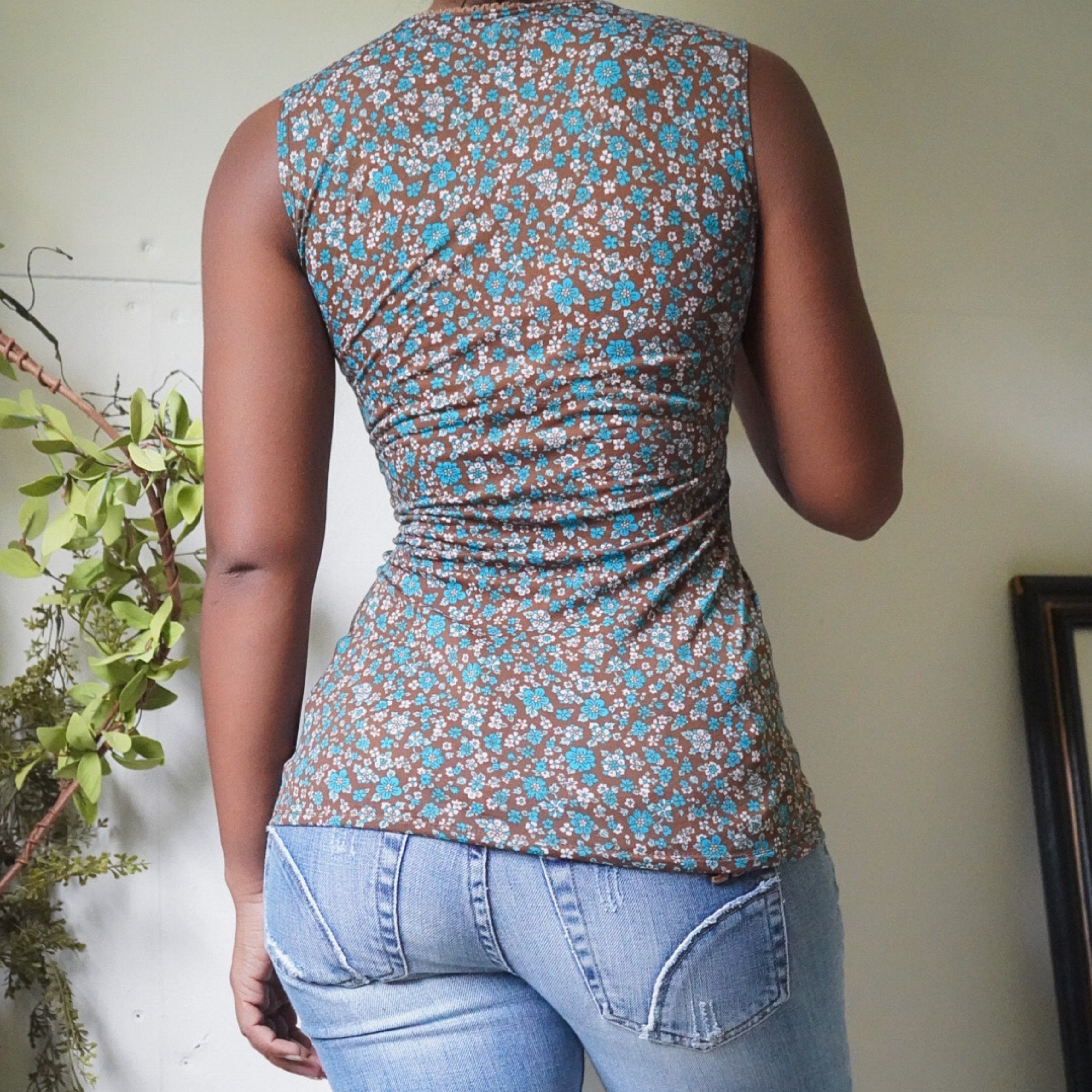 Tiny Floral Crossover Top