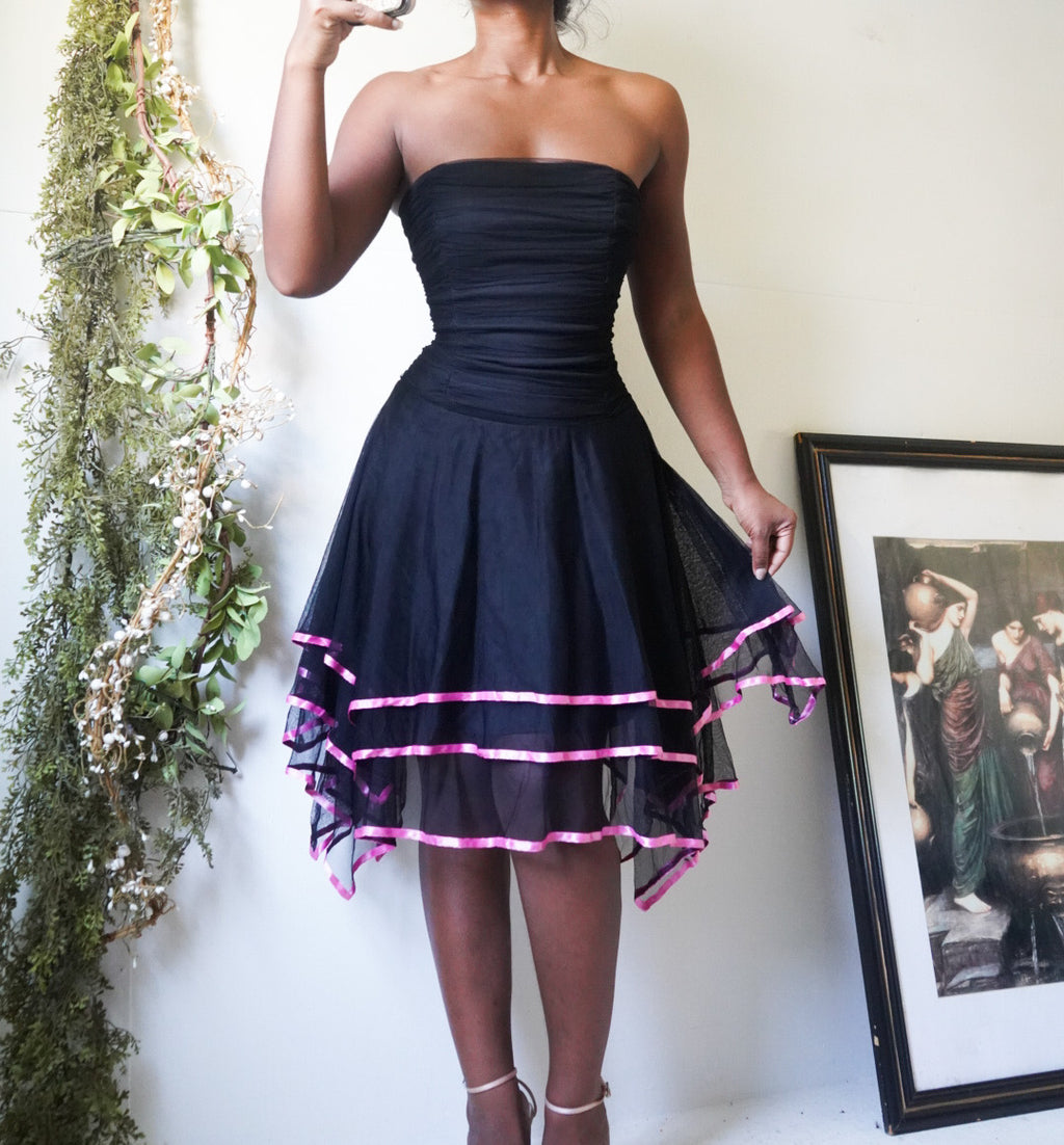 whimsigoth-ribbon-trim-strapless-dress-image