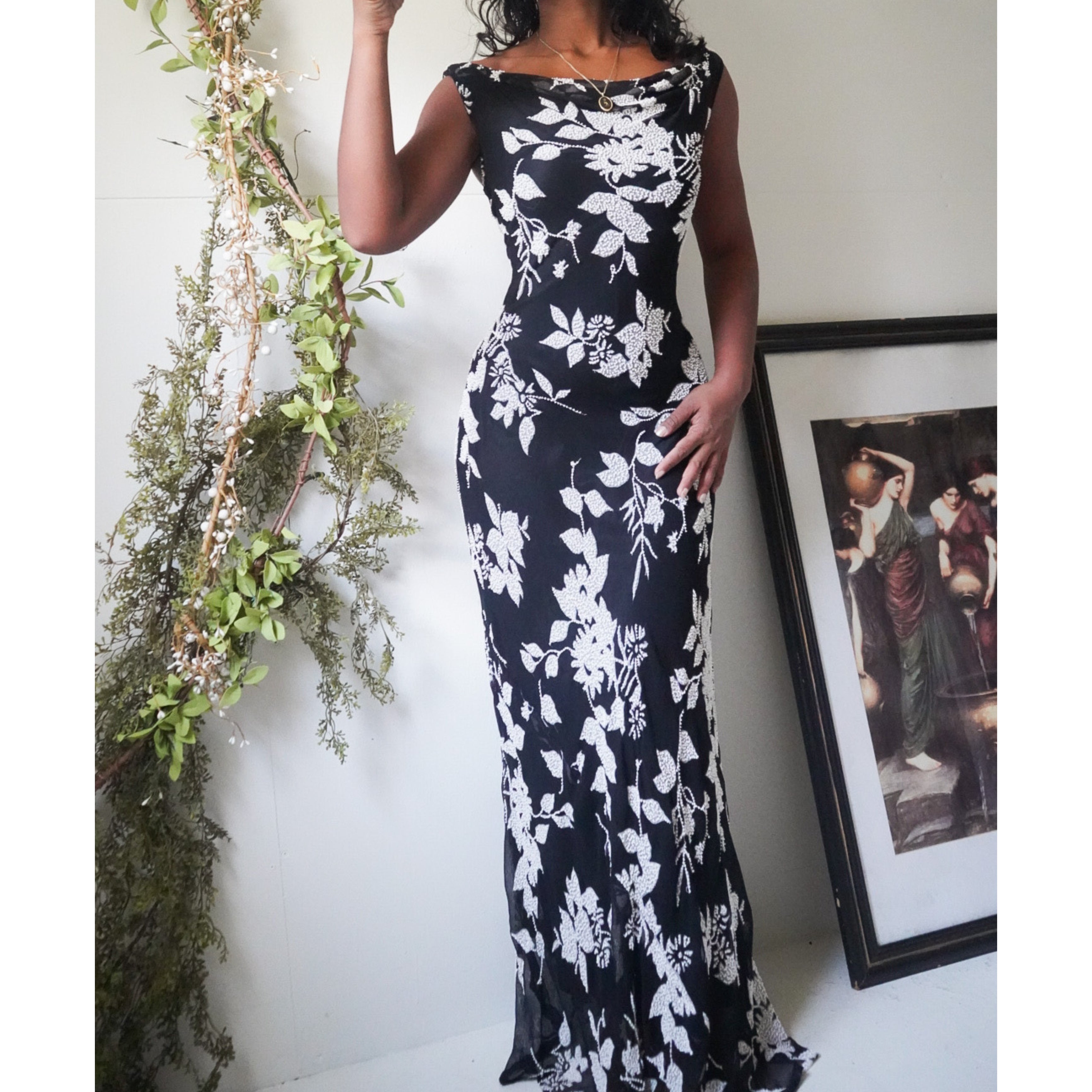 monochrome-floral-beaded-gown-image