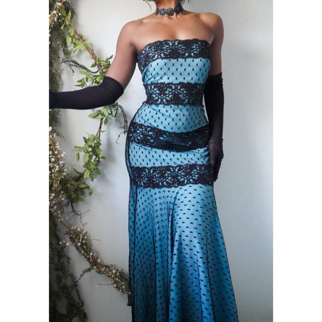 90s-layered-swiss-dot-lace-strapless-gown-image