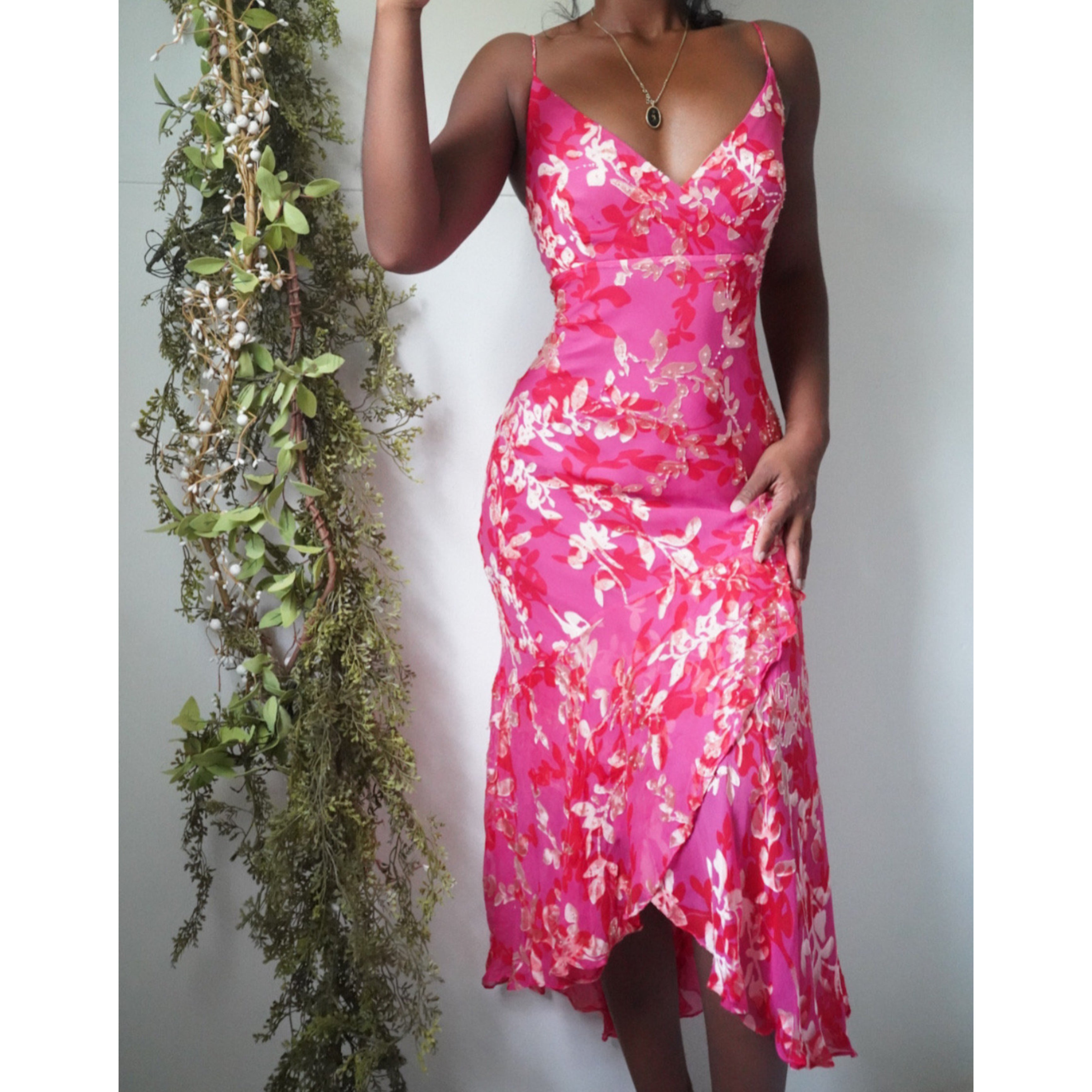 tropical-pink-bead-detail-dress-image