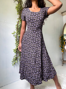 Vintage 90’s Floral Crinkle Midi Dress (M)