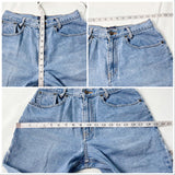 Vintage 90’s Light Wash Mom Jeans (26-27 petite)