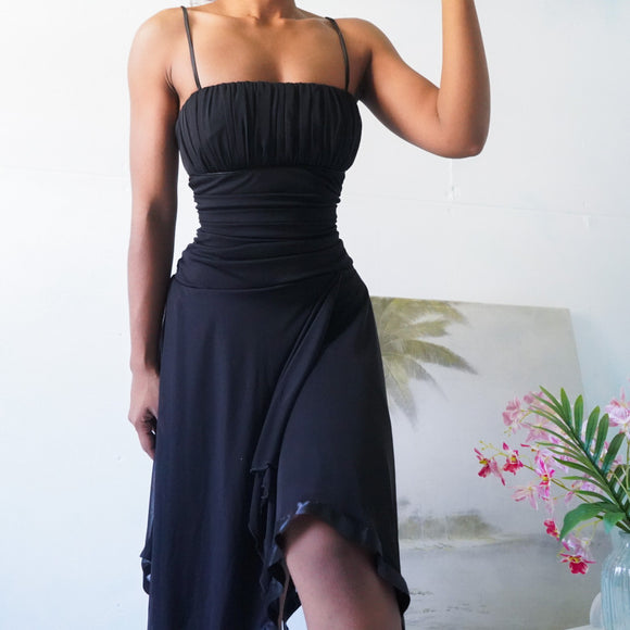 Vintage 90’s Ruched Black Dress (M)