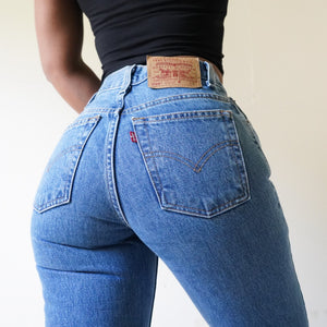 Vintage 90’s Levi’s 550 Jeans (26”)