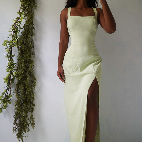 Vintage 90’s Pale Apple Green Gown (M)